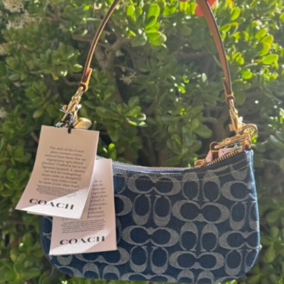 Coach Cherry Denim CAF82 Shoulder Bag - Picture 3 of 7